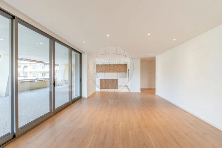 Apartamento T3 para Venda em São João da Madeira Foto 10