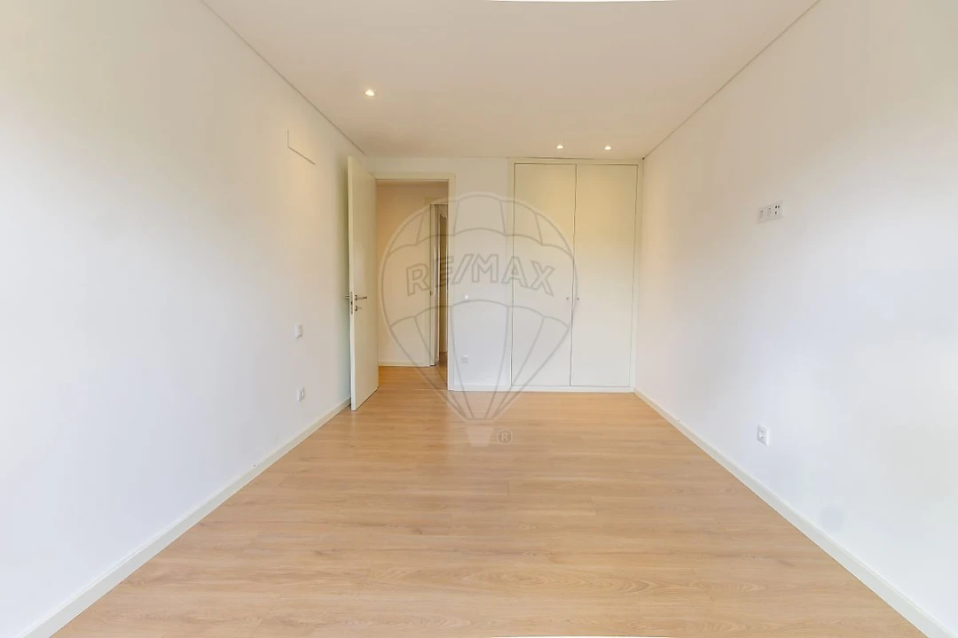 Apartamento T3 para Venda em São João da Madeira Foto 23