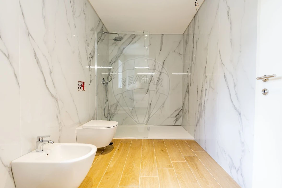 Apartamento T3 para Venda em São João da Madeira Foto 19