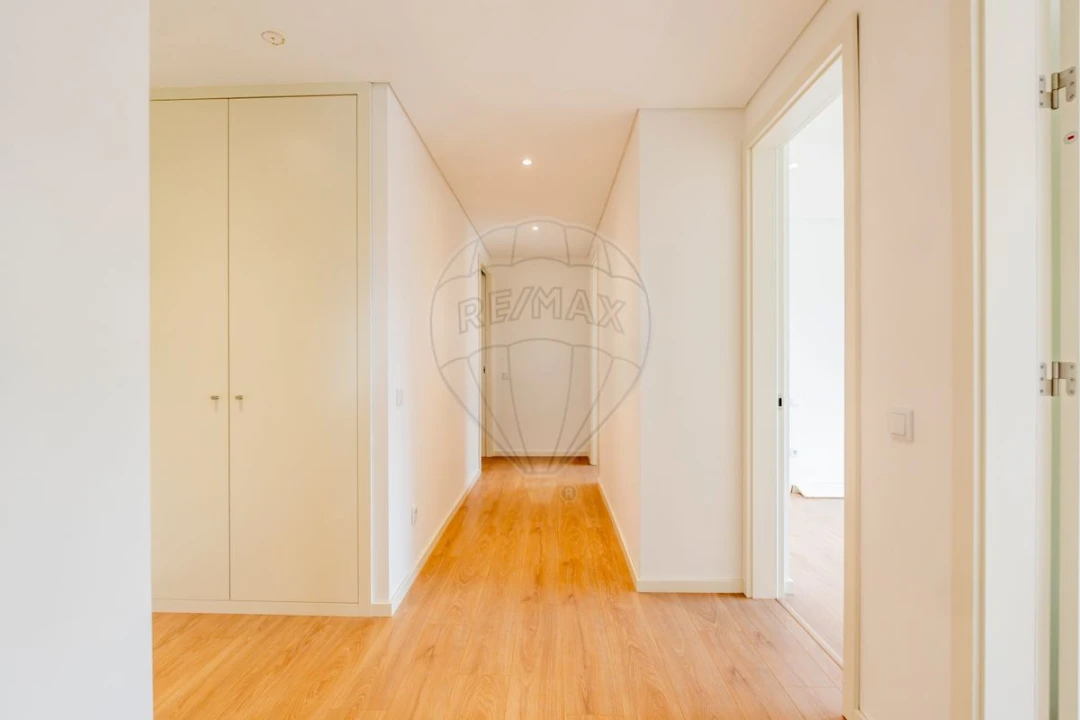 Apartamento T3 para Venda em São João da Madeira Foto 5