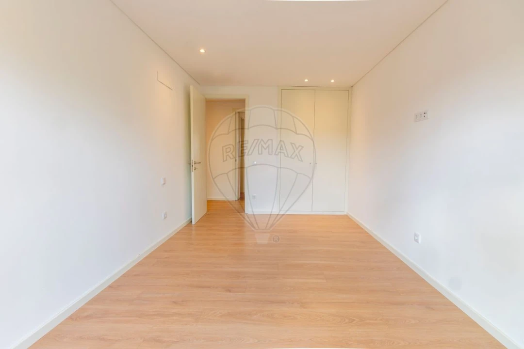 Apartamento T3 para Venda em São João da Madeira Foto 20