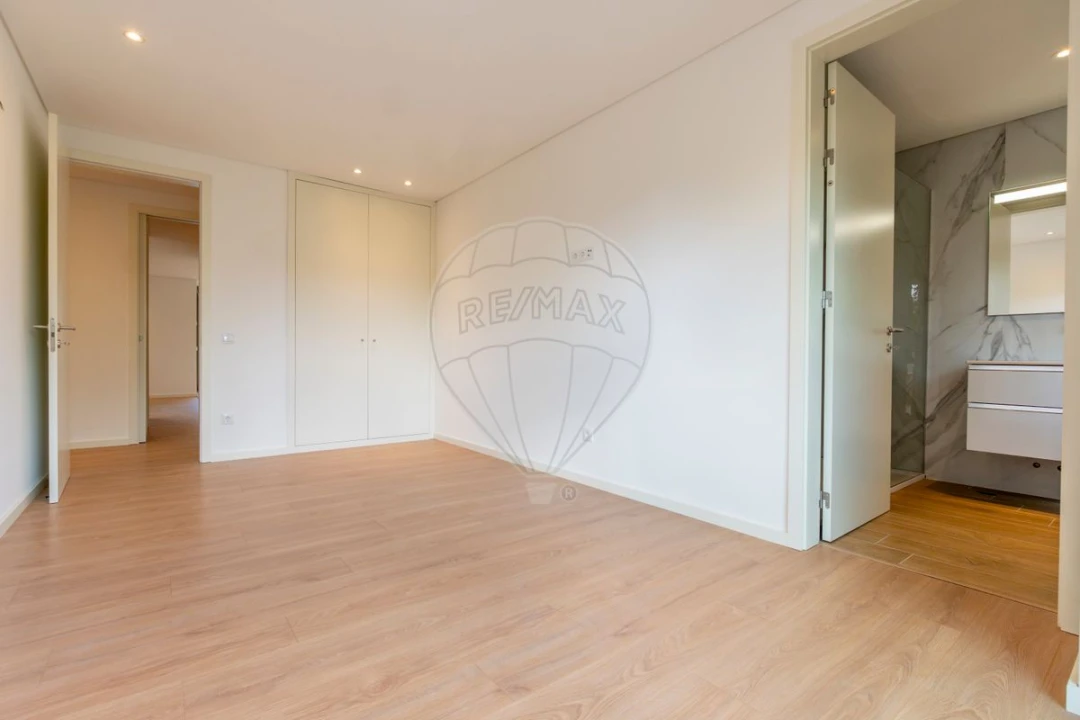 Apartamento T3 para Venda em São João da Madeira Foto 21