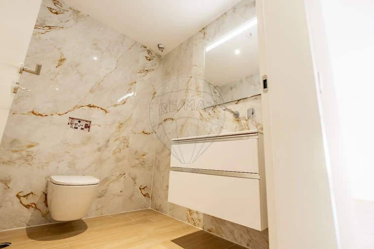 Apartamento T3 para Venda em São João da Madeira Foto 6