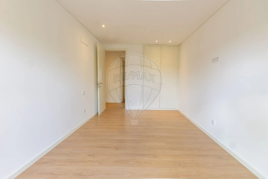 Apartamento T3 para Venda em São João da Madeira Foto 23