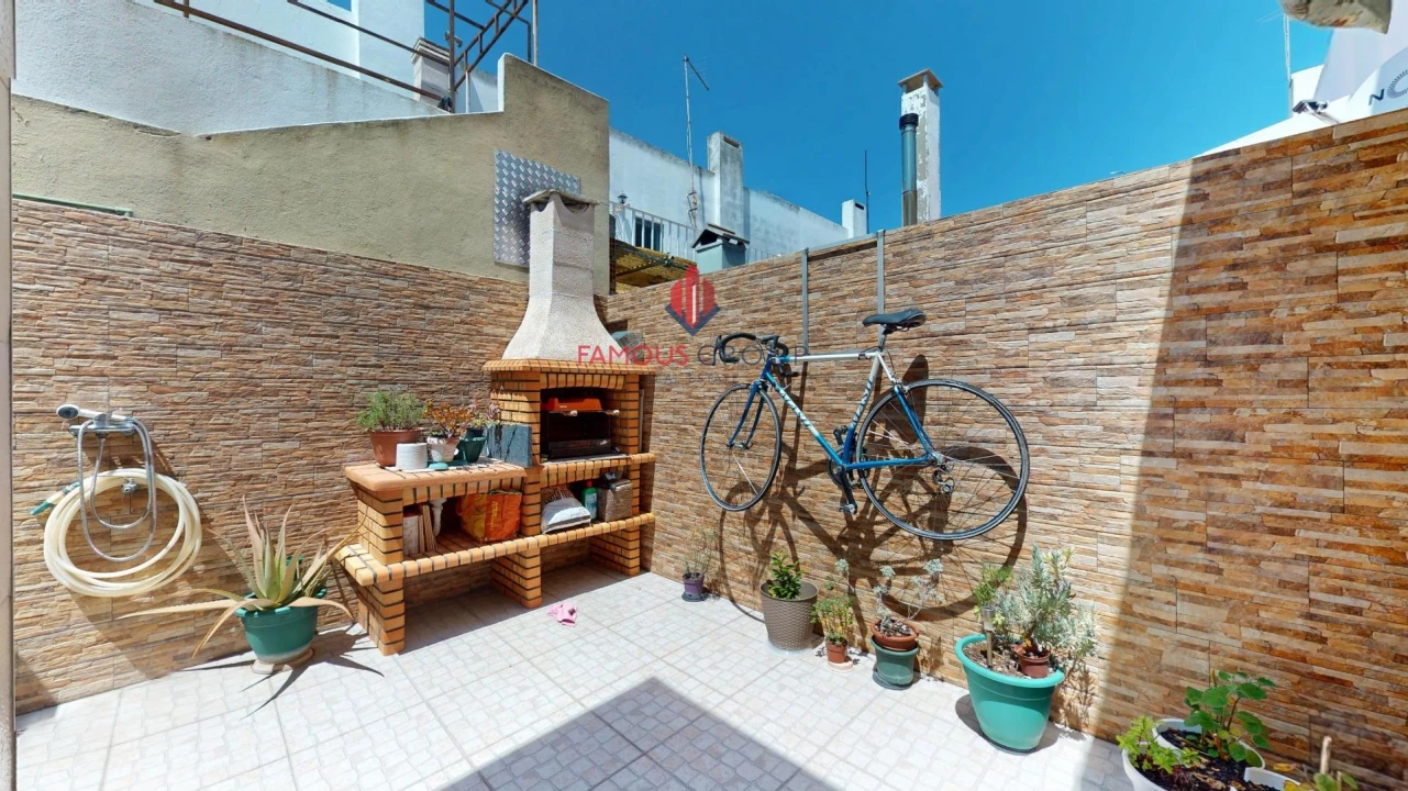 Moradia T3 para Venda em Sines Foto 1