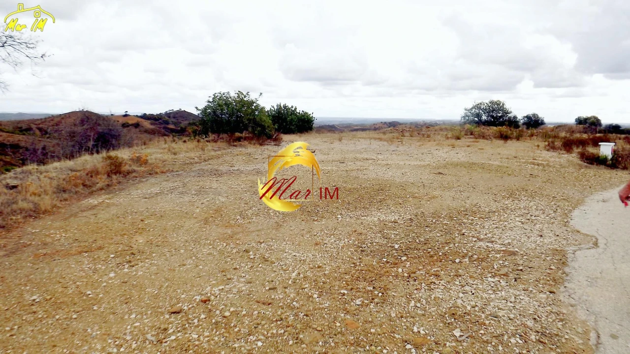 Terreno Comércio / Armazém para Venda em Odeleite Foto 32