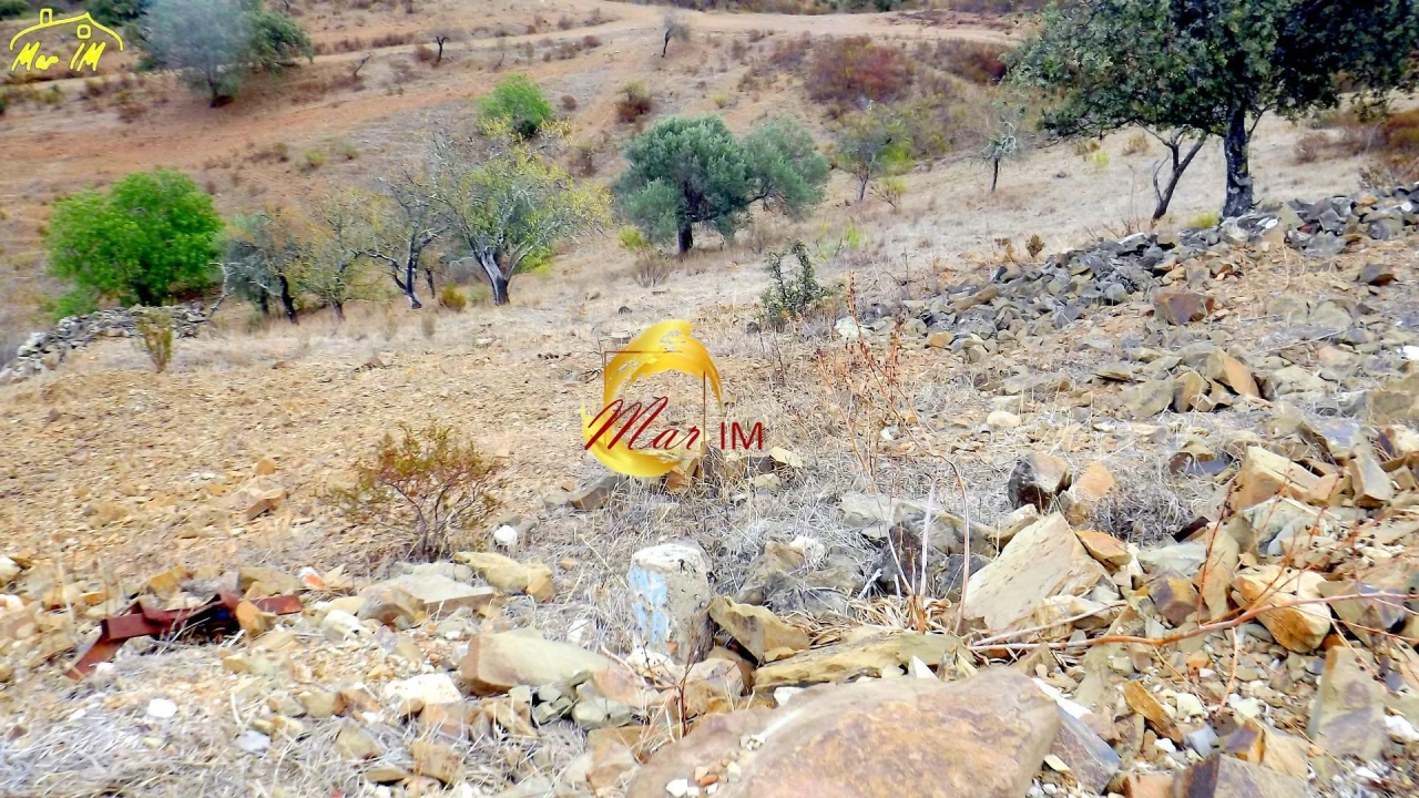 Terreno Comércio / Armazém para Venda em Odeleite Foto 37