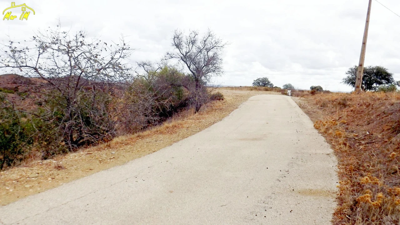 Terreno Comércio / Armazém para Venda em Odeleite Foto 48