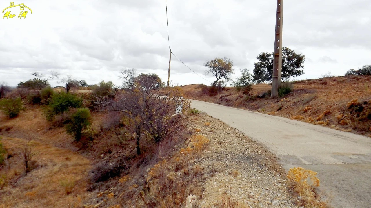 Terreno Comércio / Armazém para Venda em Odeleite Foto 23