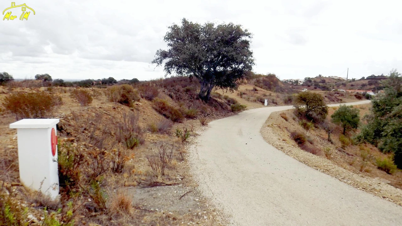 Terreno Comércio / Armazém para Venda em Odeleite Foto 43