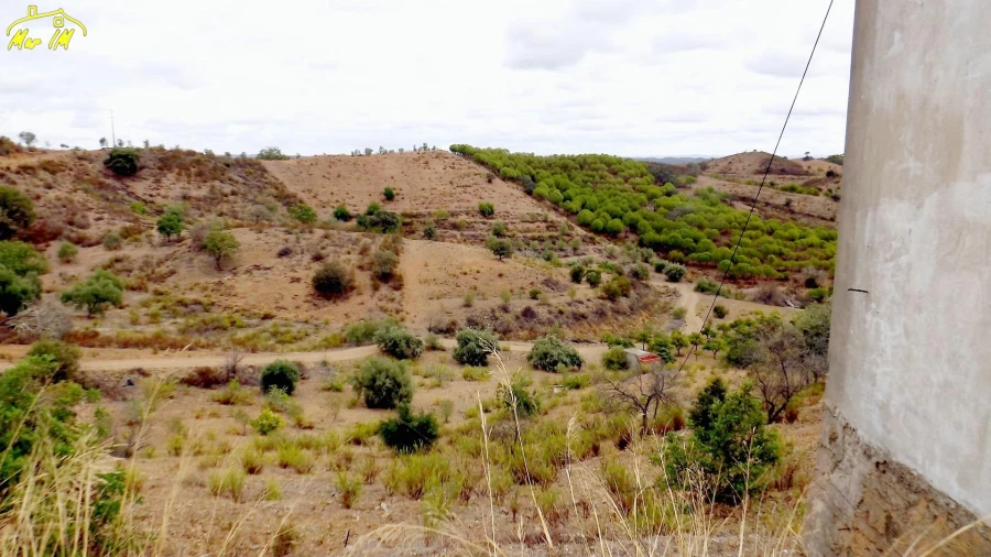 Terreno Comércio / Armazém para Venda em Odeleite Foto 12