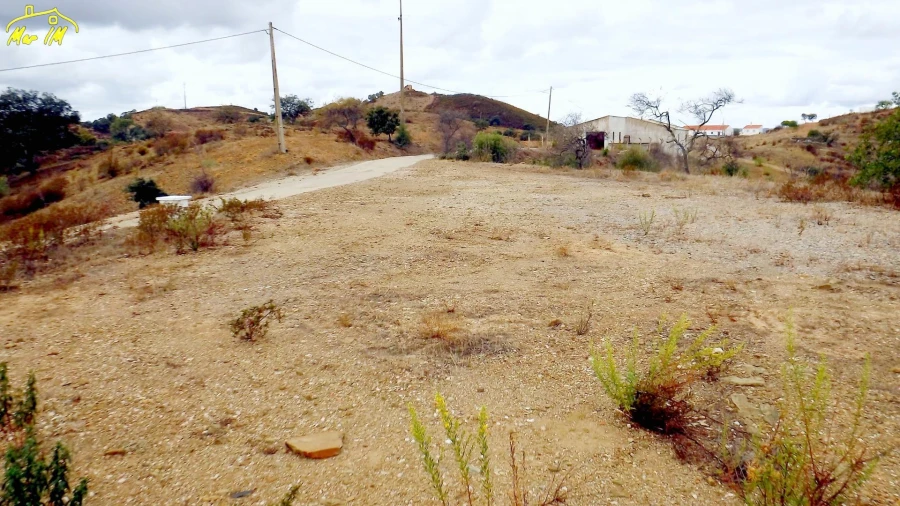 Terreno Comércio / Armazém para Venda em Odeleite Foto 39