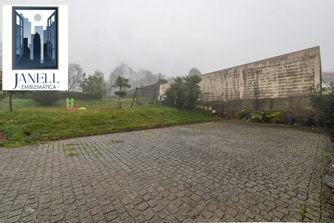 Moradia T4 para Venda em Pedralva Foto 26