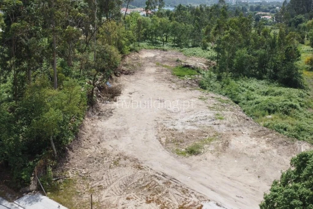 Terreno para Venda em Gemeses Foto 9