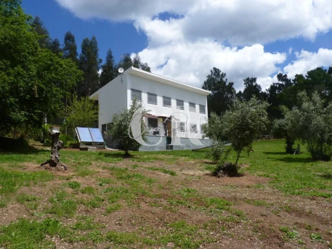 Moradia T3 para Venda em Cabeçudo Foto 3