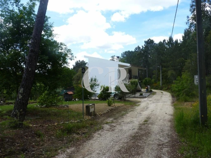 Moradia T3 para Venda em Cabeçudo Foto 4