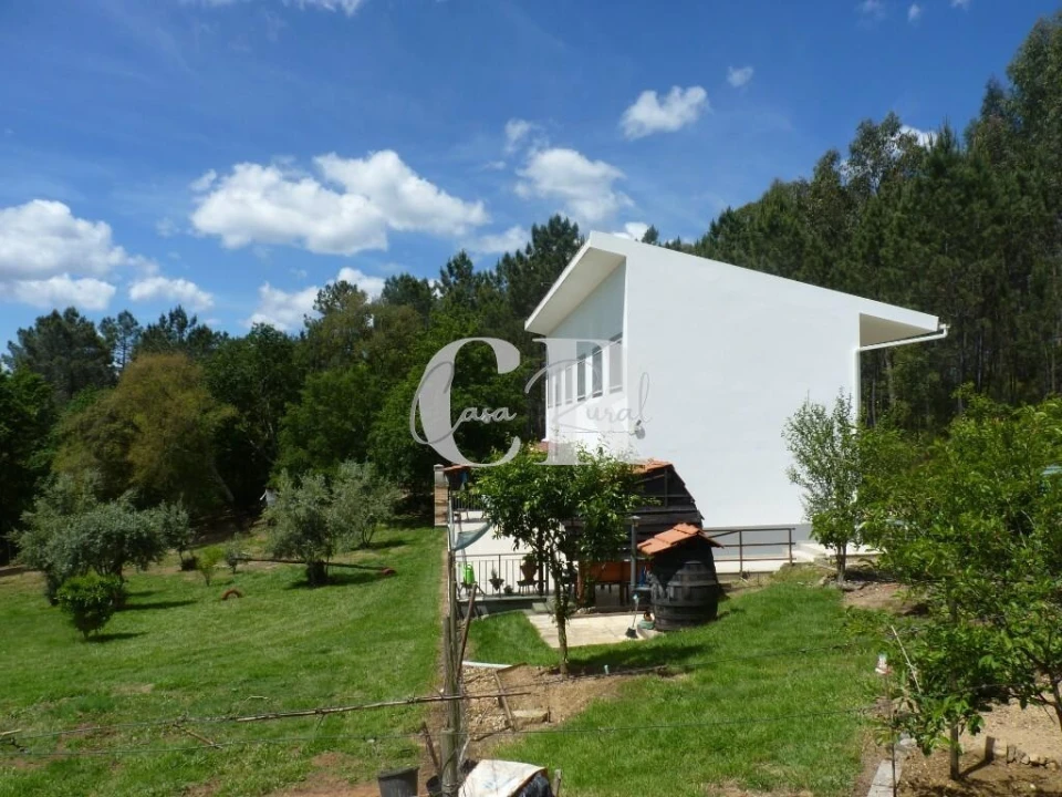 Moradia T3 para Venda em Cabeçudo Foto 1