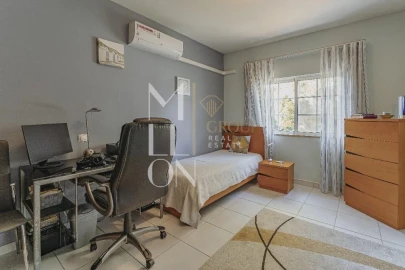 Moradia T4 para Venda em Boliqueime