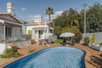 Moradia T4 para Venda em Boliqueime