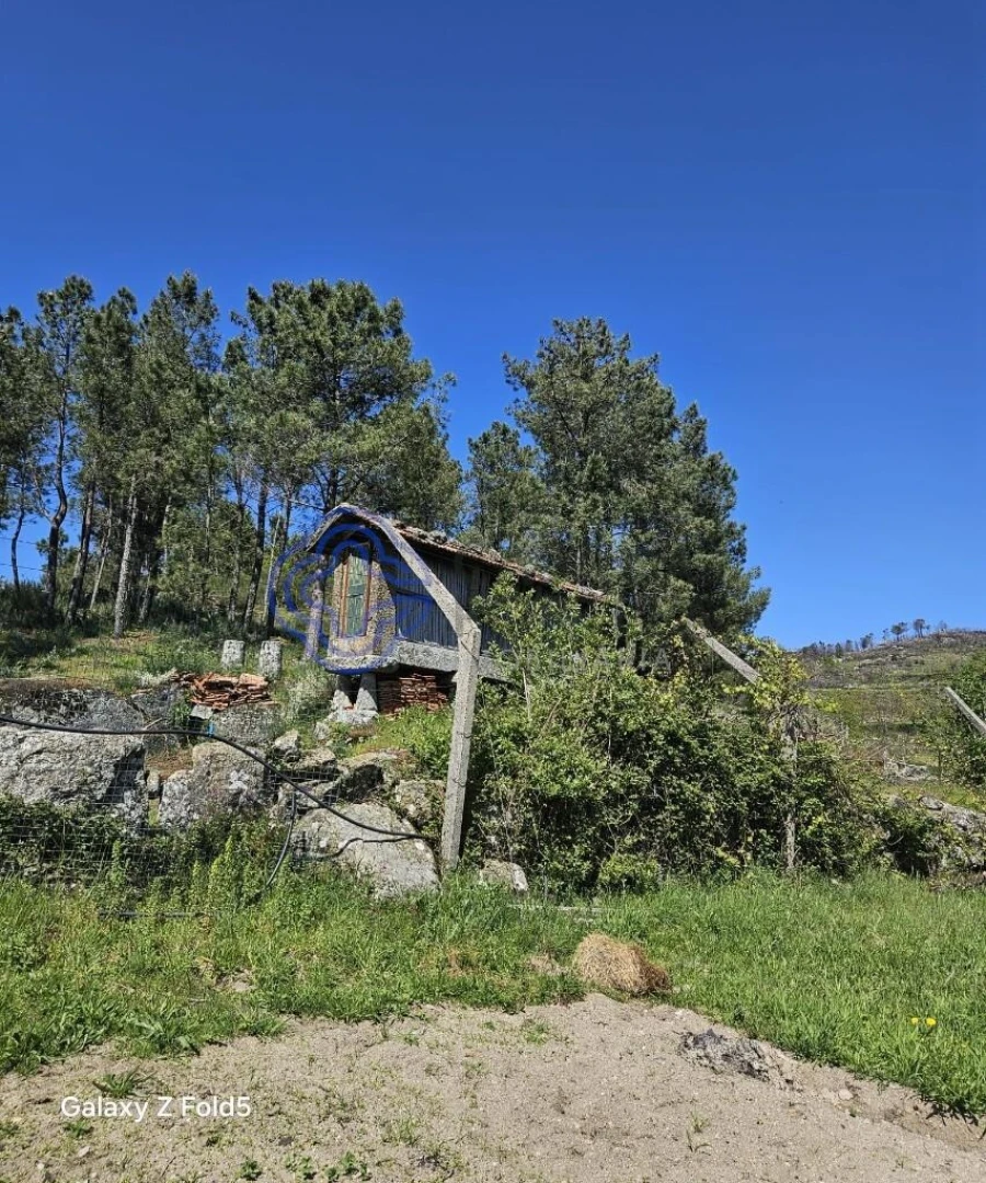 Terreno para Venda em Ferreiros de Tendais Foto 28
