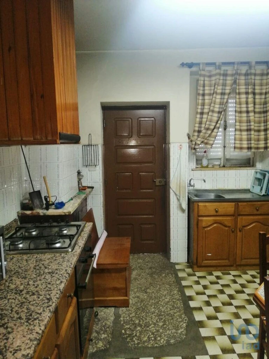 Moradia T4 para Venda em Oliveira do Hospital e São Paio de Gramaços Foto 2