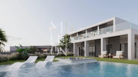 Moradia T5 para Venda em São Gonçalo