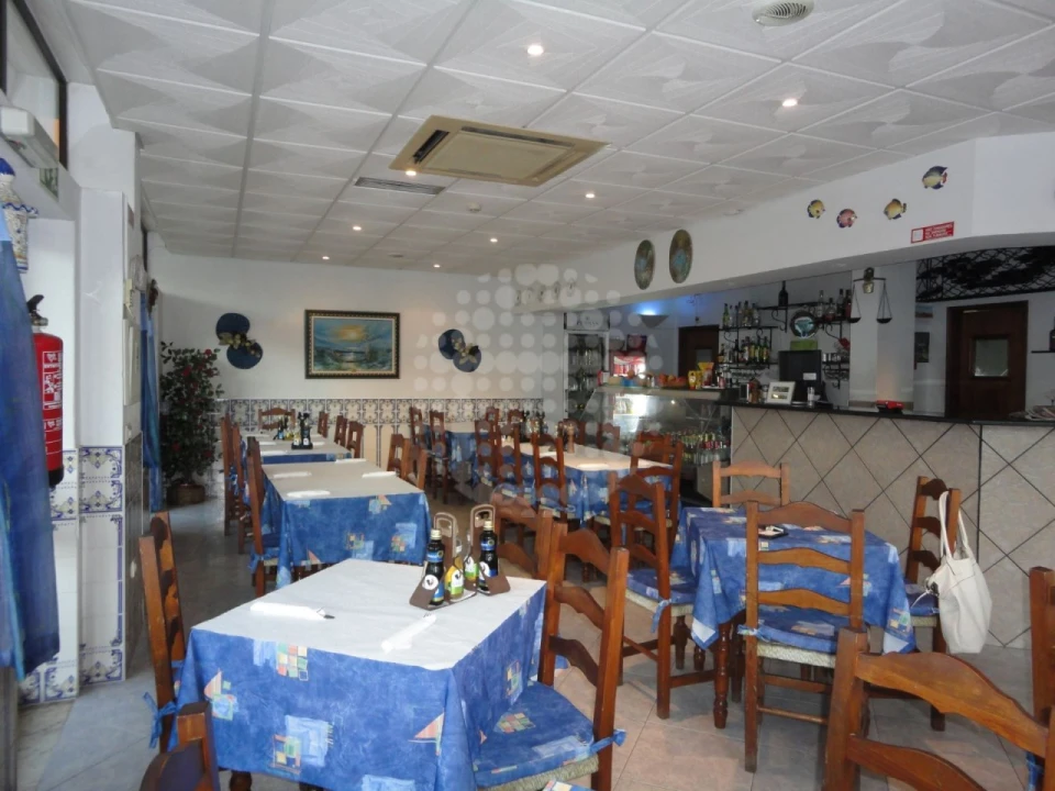 Negócio para Venda em Albufeira e Olhos de Água Foto 2