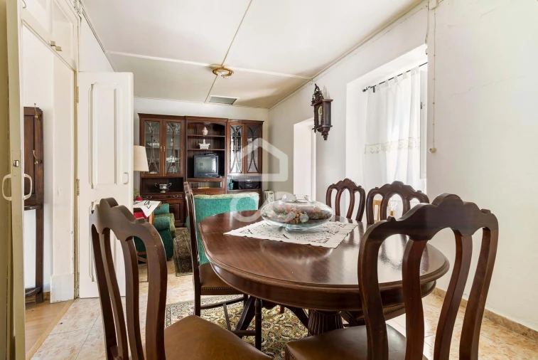 Moradia T3 para Venda em Tramagal Foto 3