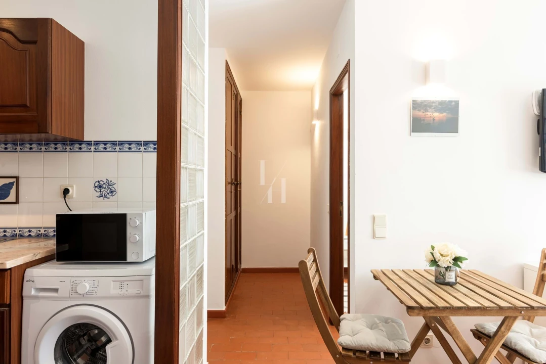Apartamento T1 para Arrendamento férias em Quarteira Foto 11