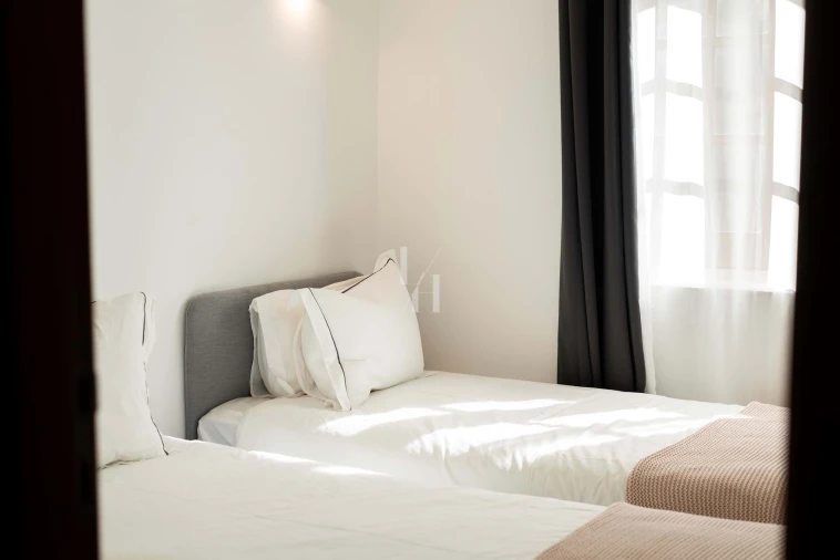 Apartamento T1 para Arrendamento férias em Quarteira Foto 14