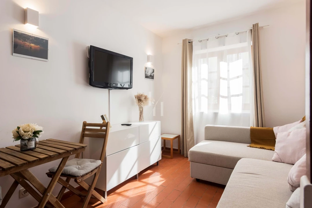 Apartamento T1 para Arrendamento férias em Quarteira Foto 5