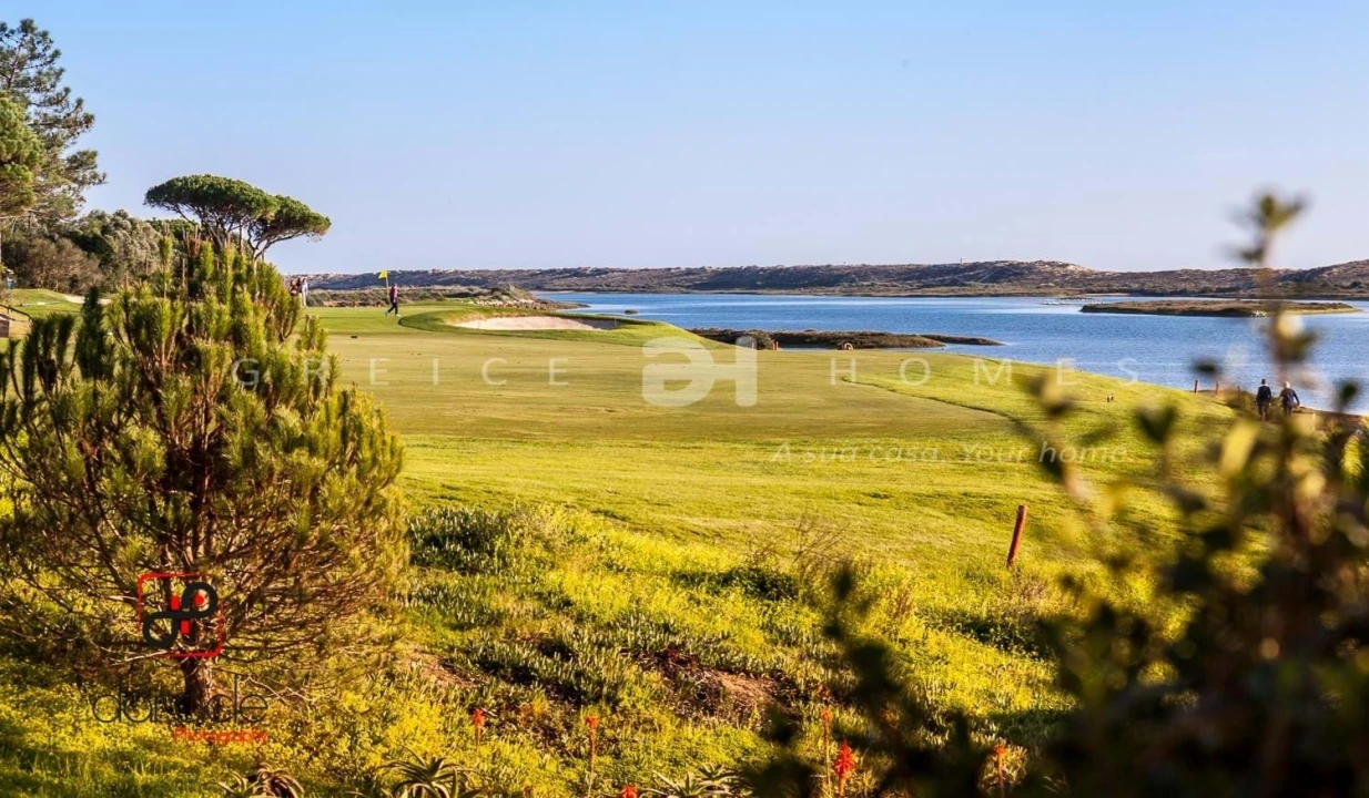 Moradia T24 para Venda em Almancil Foto 10