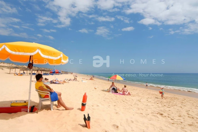 Moradia T24 para Venda em Almancil Foto 4