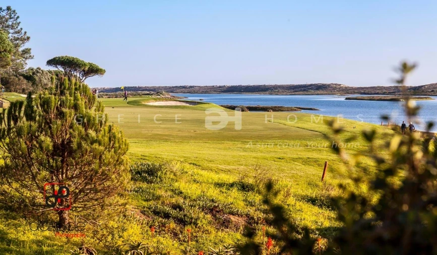 Moradia T24 para Venda em Almancil Foto 10