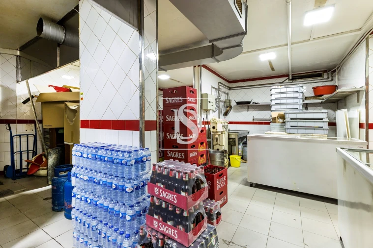 Negócio para Venda em Encosta do Sol Foto 13