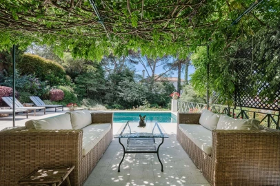 Moradia T5 para Venda em Cascais e Estoril