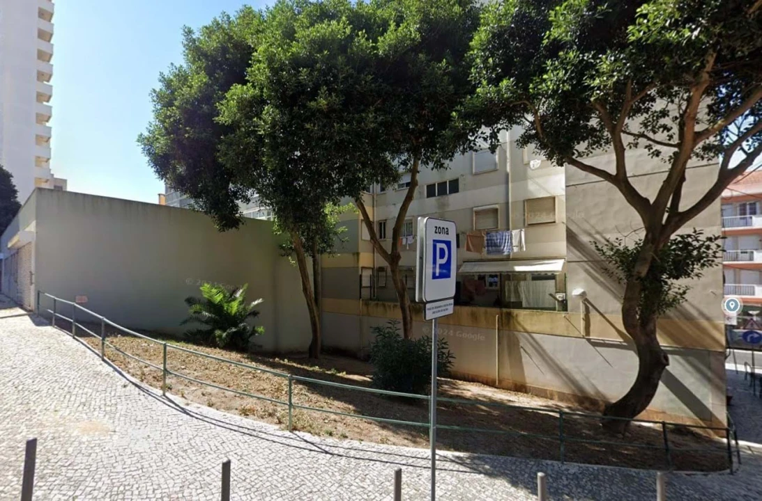 Terreno para Venda em Benfica Foto 3