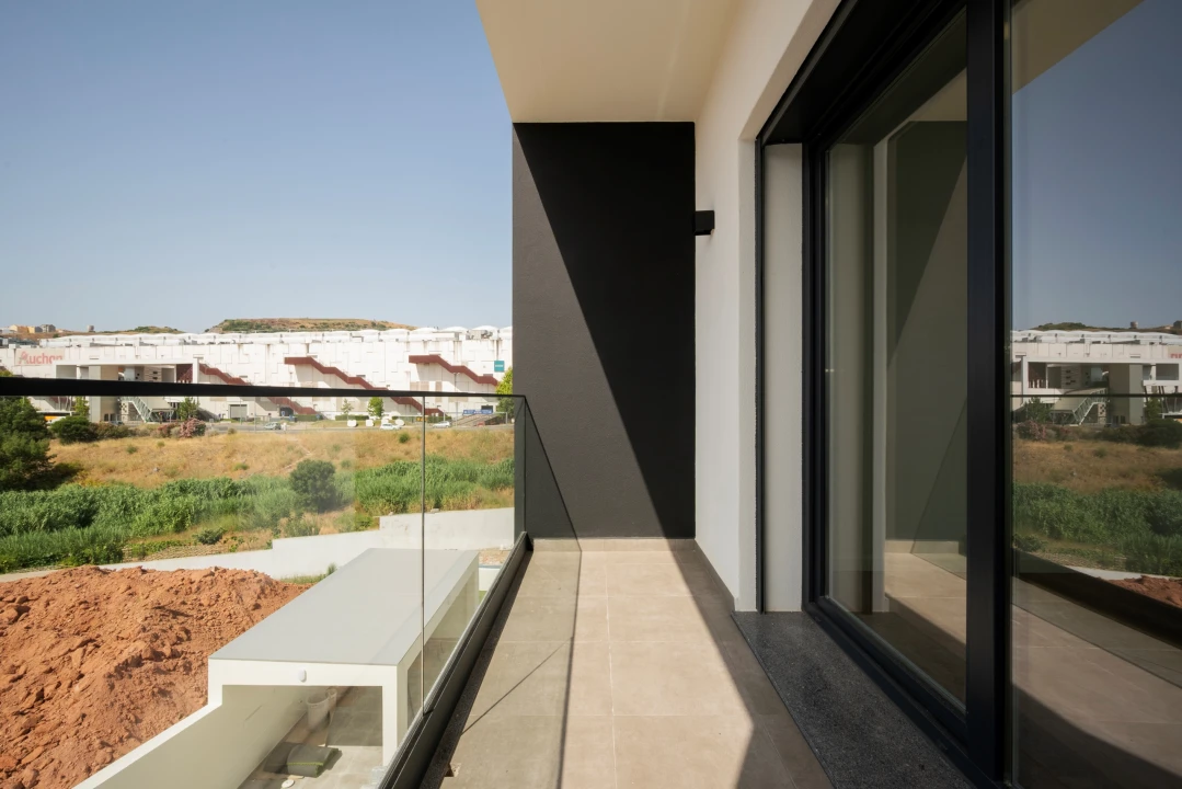 Moradia T5 para Venda em Pontinha e Famões Foto 45
