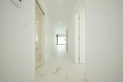Moradia T4 para Venda em Pontinha e Famões