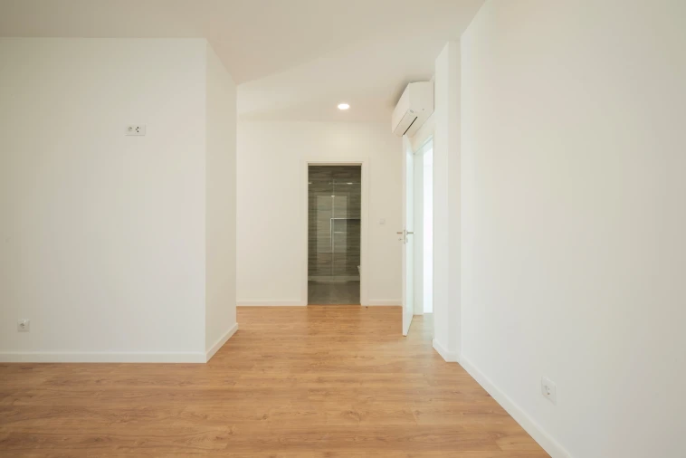 Moradia T5 para Venda em Pontinha e Famões Foto 32