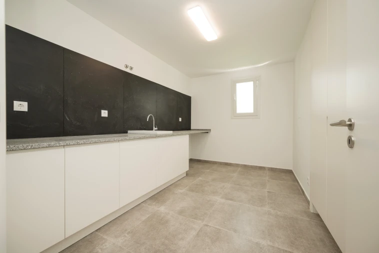 Moradia T5 para Venda em Pontinha e Famões Foto 66