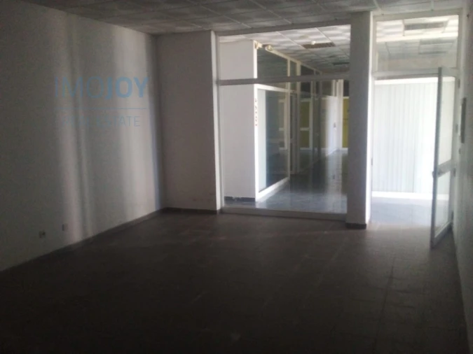 Loja para Venda em Samouco Foto 1