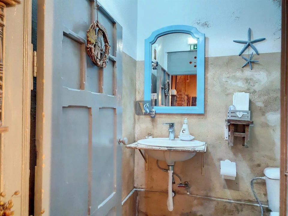 Loja para Arrendamento em Olhão Foto 18