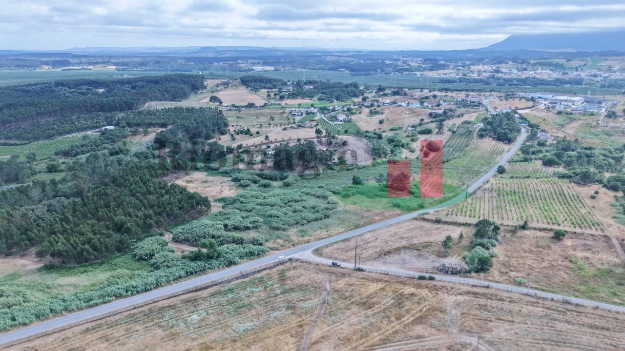 Terreno para Venda em Alcoentre Foto 13