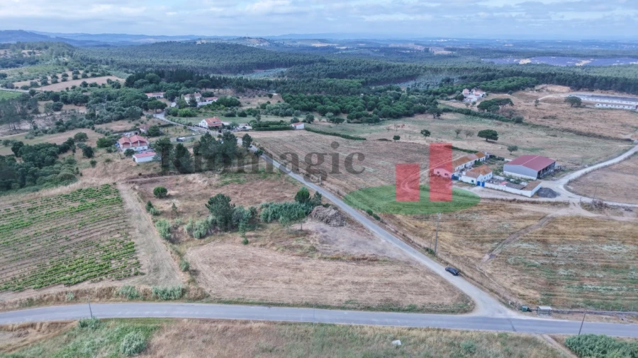 Terreno para Venda em Alcoentre