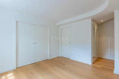 Apartamento T1 para Venda em Aldoar, Foz do Douro e Nevogilde