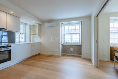 Apartamento T1 para Venda em Aldoar, Foz do Douro e Nevogilde