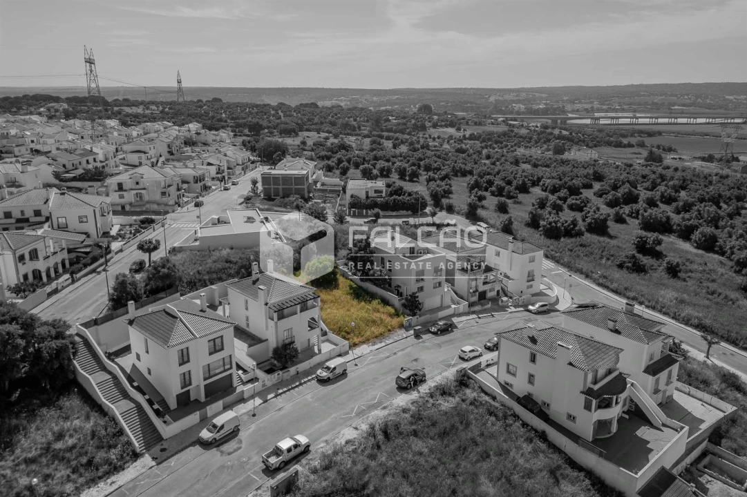 Terreno para Venda em Santa Maria do Castelo e Santiago e Santa Susana Foto 5
