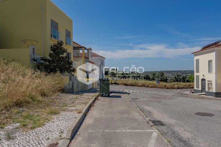 Terreno para Venda em Santa Maria do Castelo e Santiago e Santa Susana Foto 29