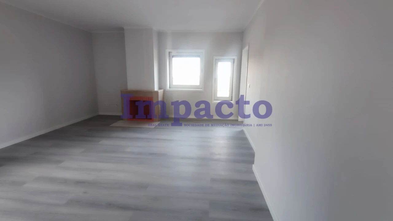 Apartamento T3 para Venda em Esgueira Foto 5